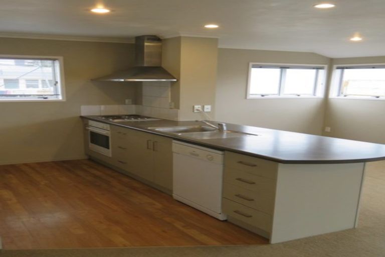 Photo of property in 9 Hawea Street, Mount Maunganui, 3116