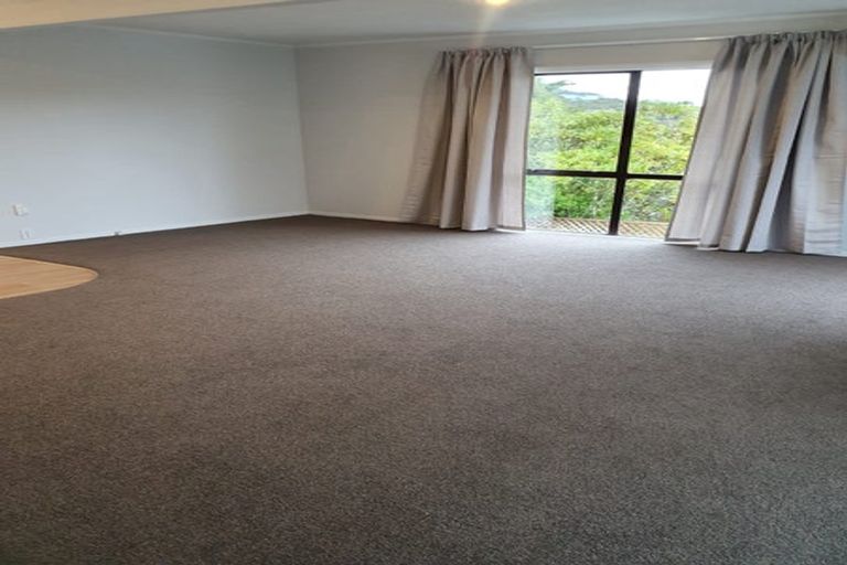 Photo of property in 113 Percy Dyett Drive, Karori, Wellington, 6012