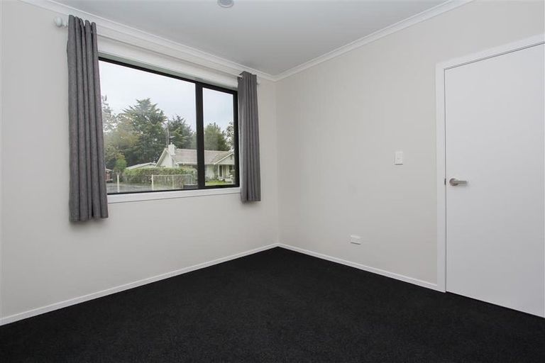 Photo of property in 8b Rutherford Street, Chedworth, Hamilton, 3210