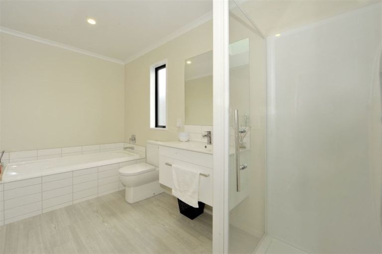 Photo of property in 30 Brian Keogh Lane, Wigram, Christchurch, 8025