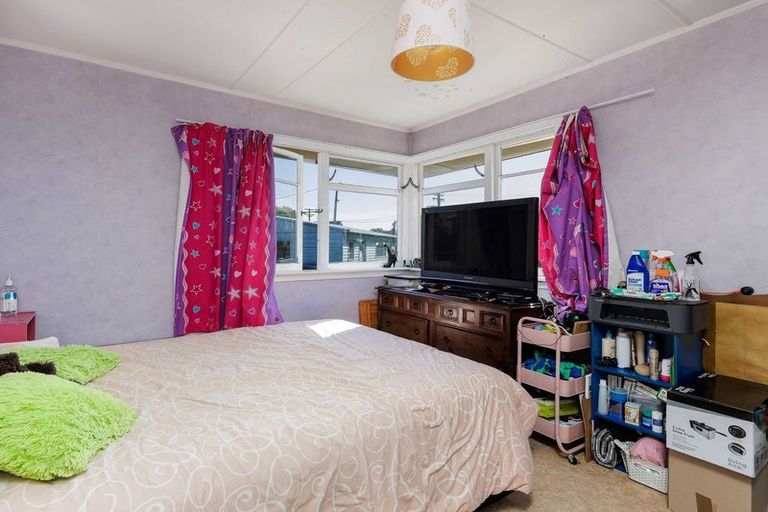 Photo of property in 19 Rugby Street, Waimate, 7924