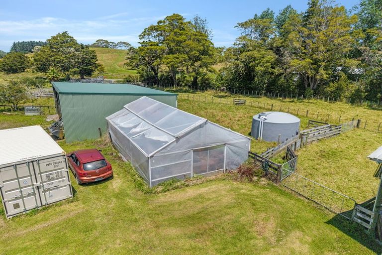 Photo of property in 710 Sommerville Road, Tangowahine, Dargaville, 0372
