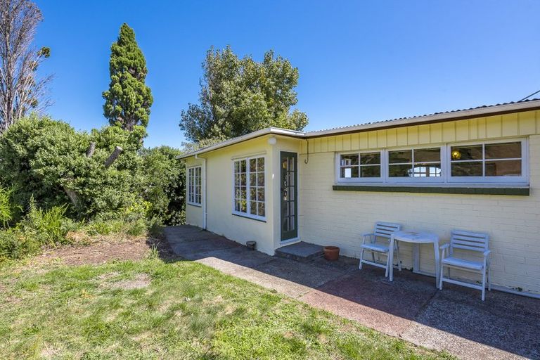 Photo of property in 72 Leinster Avenue, Raumati South, Paraparaumu, 5032