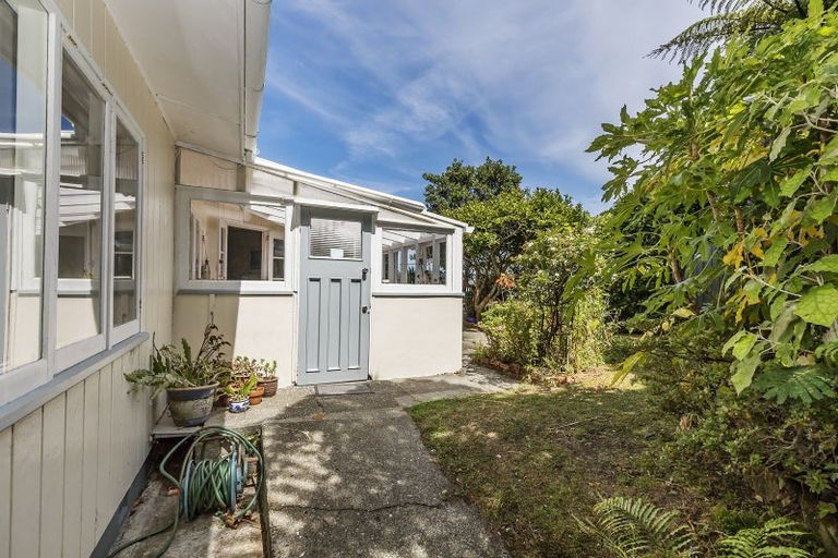 Photo of property in 83 Madras Street, Khandallah, Wellington, 6035