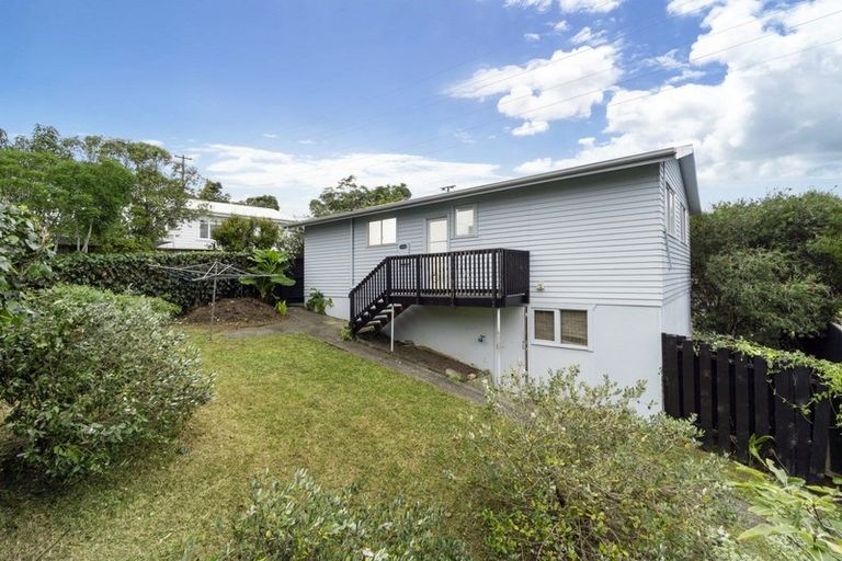 Photo of property in 1/9 Evan Street, Belmont, Auckland, 0622