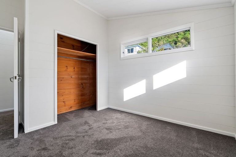 Photo of property in 42 Halifax Street, Kingston, Wellington, 6021