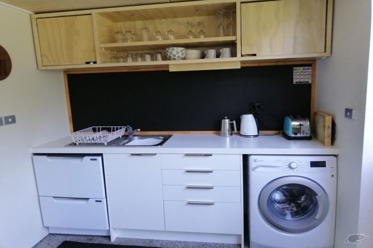 Photo of property in 1/52 Hine Street, New Plymouth, 4310