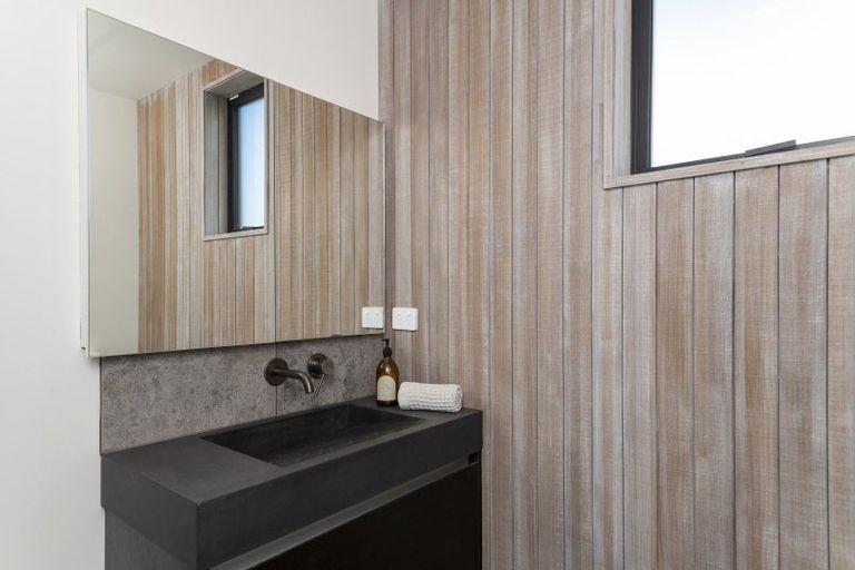 Photo of property in 3 Makakahi Street, Lytton West, 4071