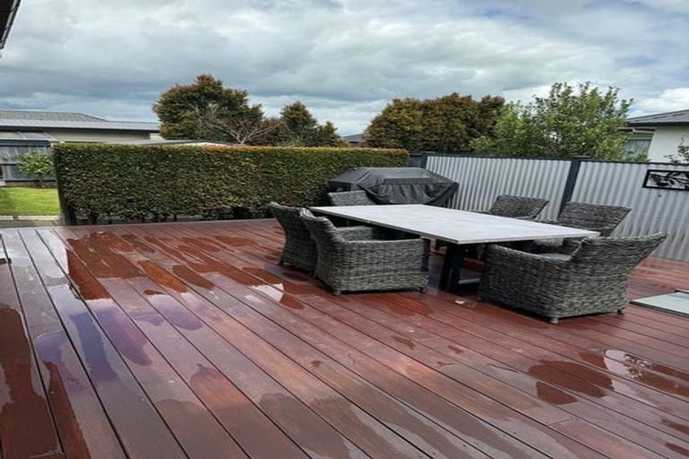 Photo of property in 2 Kabardin Street, Karaka, Papakura, 2113