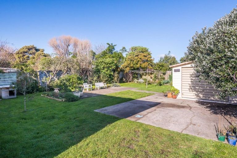 Photo of property in 35 Kiharoa Street, Otaki Beach, Otaki, 5512