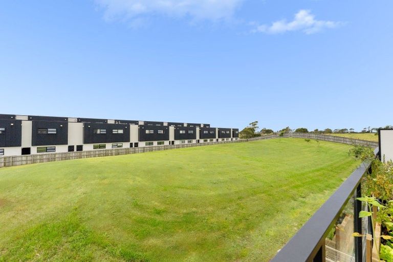 Photo of property in 22/22 Ashley Place, Papamoa Beach, Papamoa, 3118