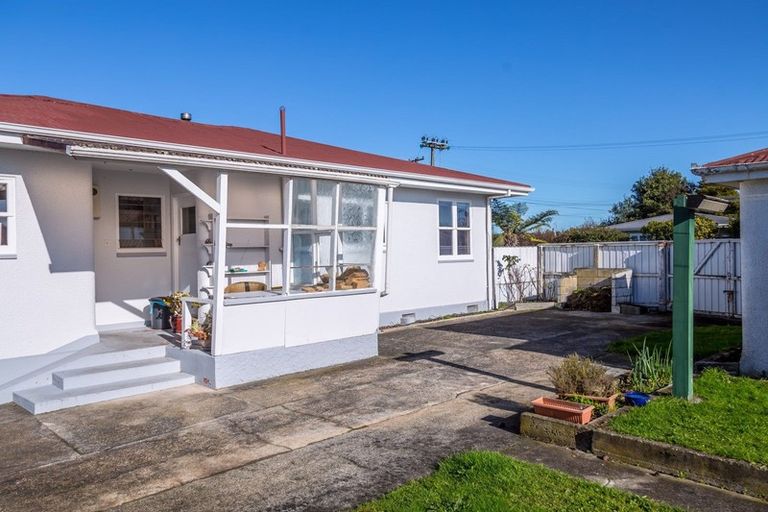 Photo of property in 42 York Street, Solway, Masterton, 5810