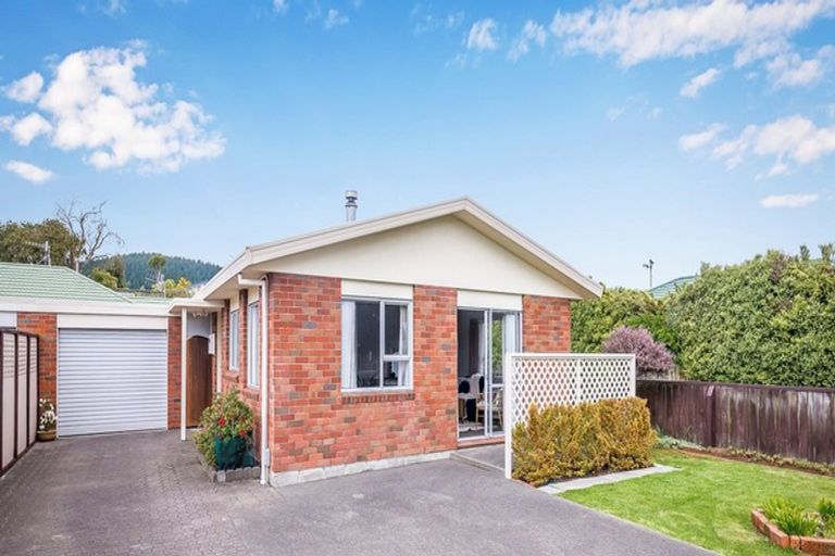 Photo of property in 128a Arawhata Road, Paraparaumu, 5032