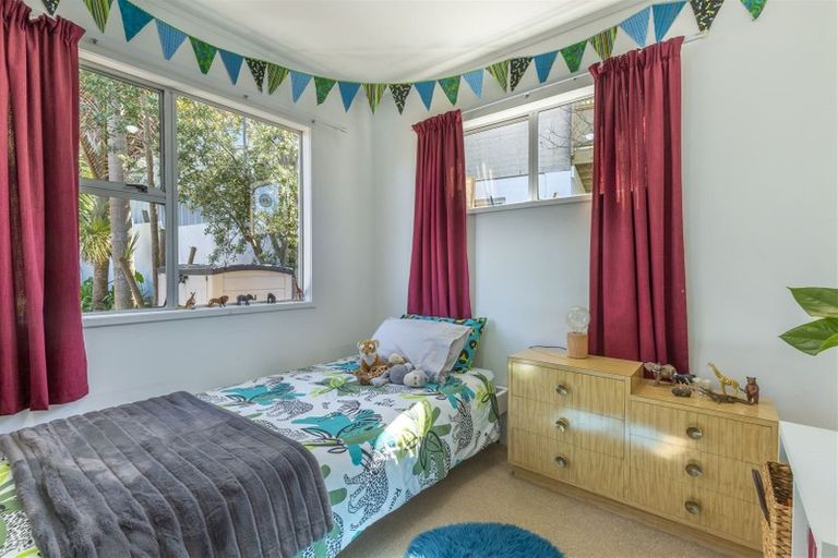 Photo of property in 9 Everard Avenue, Army Bay, Whangaparaoa, 0930