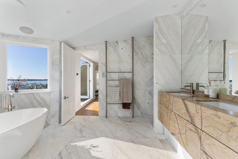 Photo of property in 64 St Marys Road, Saint Marys Bay, Auckland, 1011