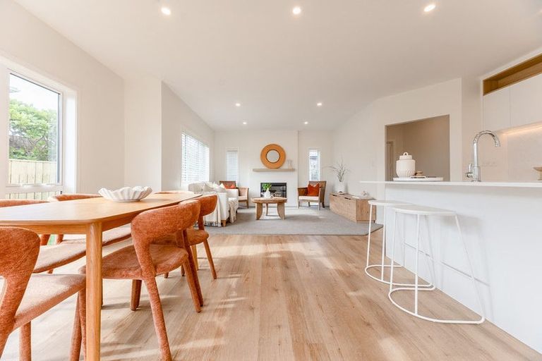 Photo of property in 23 Frimley Terrace, Waikanae Beach, Waikanae, 5036