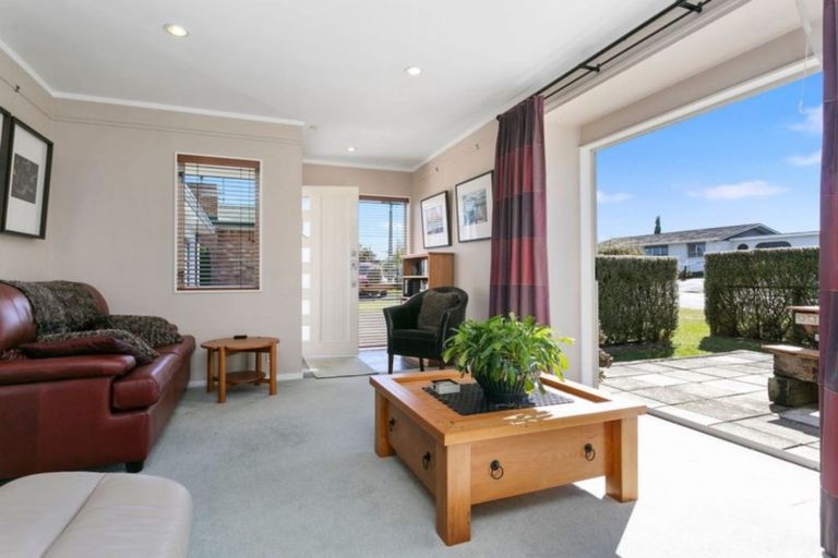 Photo of property in 54 Browning Street, Leamington, Cambridge, 3432