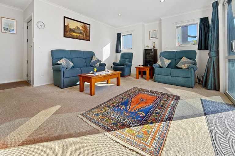 Photo of property in 52 Charles Street, Westshore, Napier, 4110