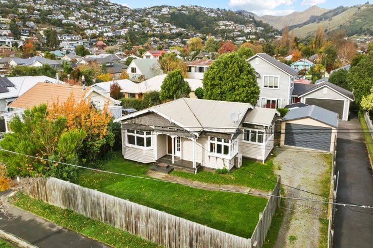 Photo of property in 60 Martin Avenue, Beckenham, Christchurch, 8023