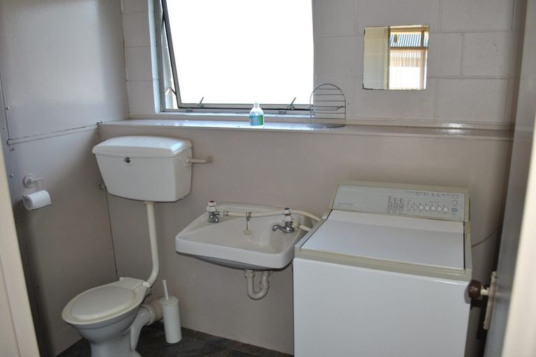 Photo of property in 2/106 Nursery Road, Phillipstown, Christchurch, 8011