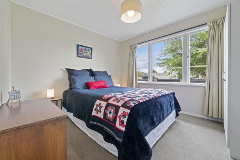 Photo of property in 16 Leeds Street, Milson, Palmerston North, 4414