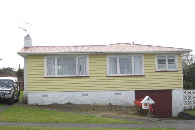 Photo of property in 152 Pembroke Street, Westown, New Plymouth, 4310