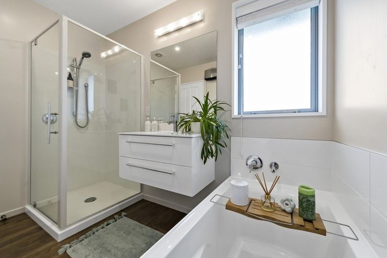 Photo of property in 36 Whitcombe Place, Darfield, 7571