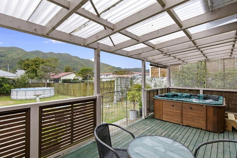 Photo of property in 5 Moana Grove, Waiwhetu, Lower Hutt, 5010