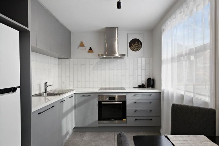 Photo of property in 11 Violet Way, Lower Shotover, Queenstown, 9304