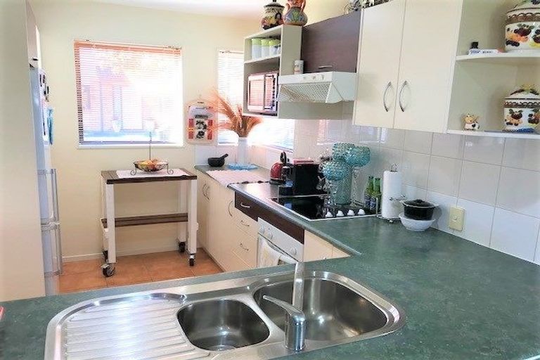 Photo of property in 33/45 Secoia Crescent, Mangere, Auckland, 2022