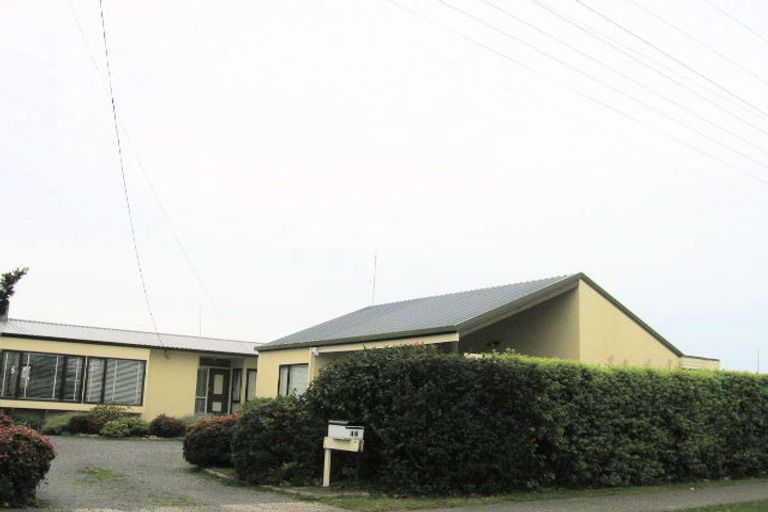 Photo of property in 48 Meeanee Road, Taradale, Napier, 4112