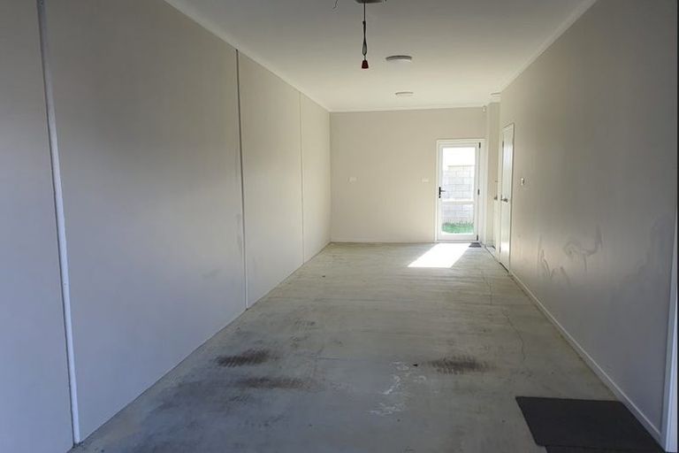 Photo of property in 2b Makura Road, Long Bay, Auckland, 0630