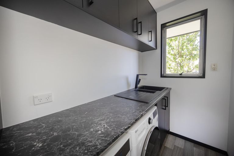 Photo of property in 124 Perth Street, Holmes Hill, Oamaru, 9401