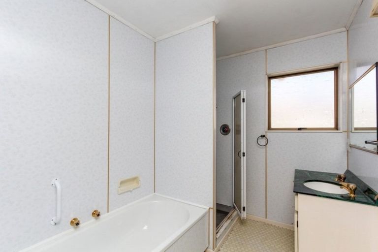 Photo of property in 1/16 Kellyville Heights, Merrilands, New Plymouth, 4312