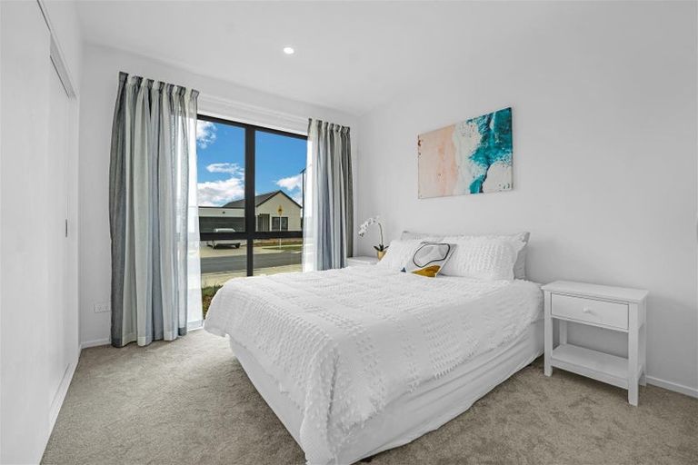 Photo of property in 64 Mataikokako Loop, Kawakawa Bay, 2585