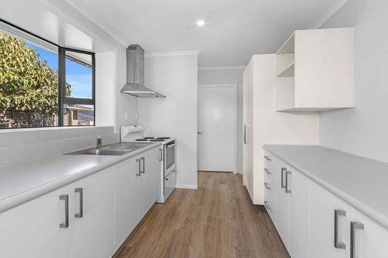 Photo of property in 5 Lamorna Road, Parklands, Christchurch, 8083