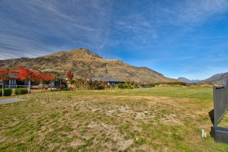 Photo of property in 18 Toni's Terrace, Lower Shotover, Queenstown, 9304