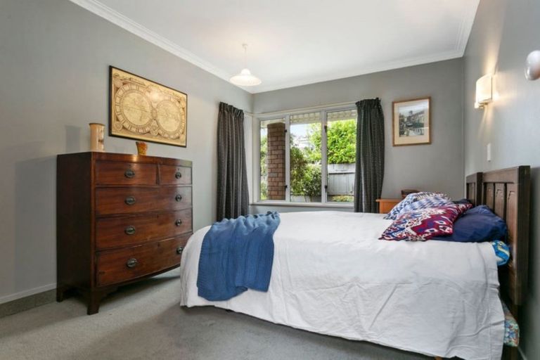 Photo of property in 27 Byron Street, Leamington, Cambridge, 3432