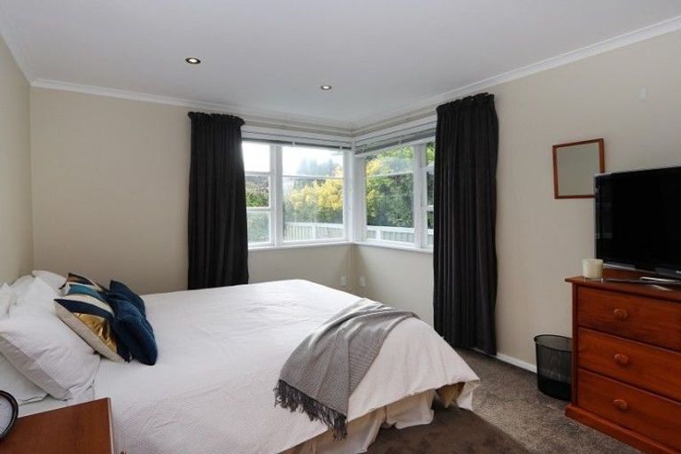 Photo of property in 12 Stamford Grove, Avalon, Lower Hutt, 5011