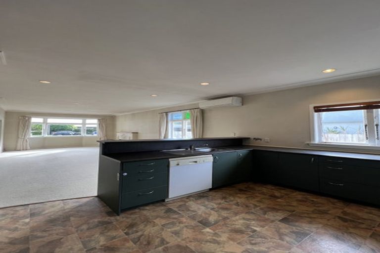 Photo of property in 2 Gillies Avenue, Claudelands, Hamilton, 3214