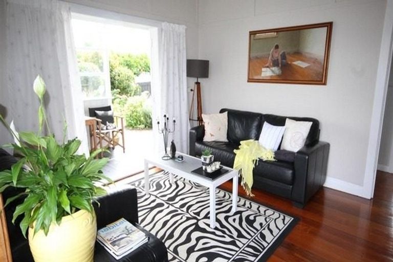 Photo of property in 25 Sherwood Road, Onerahi, Whangarei, 0110