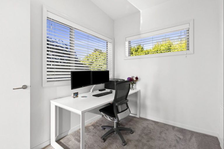 Photo of property in 1 Alan Livingston Drive, Cambridge, 3434