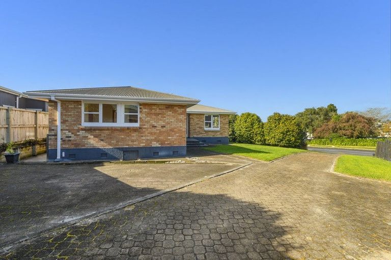 Photo of property in 1 The Drive, Brookfield, Tauranga, 3110