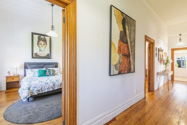 Photo of property in 10 Mcdonald Street, Napier South, Napier, 4110