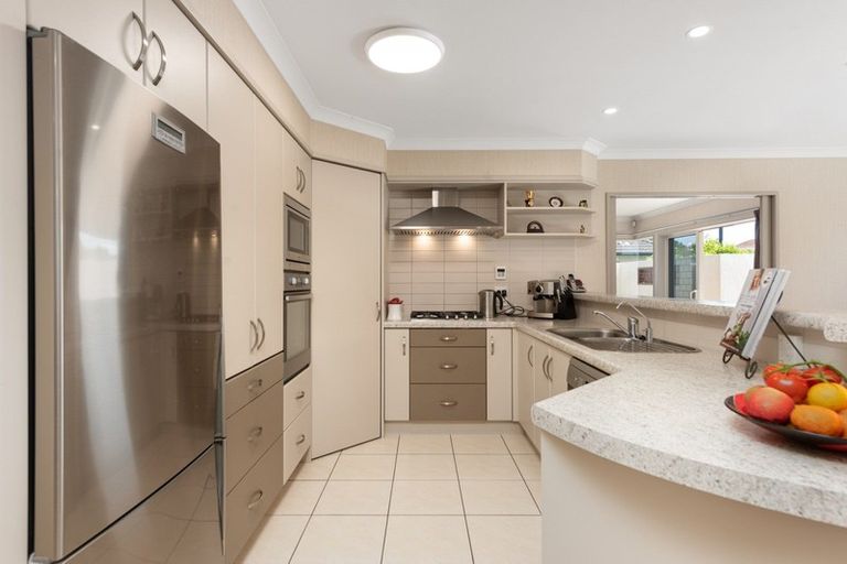 Photo of property in 9 Glenmonarch Place, Pyes Pa, Tauranga, 3112