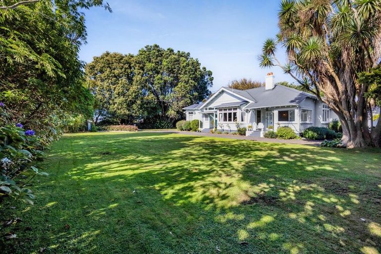 Photo of property in 16 Fairfield Road, Hawera, 4610