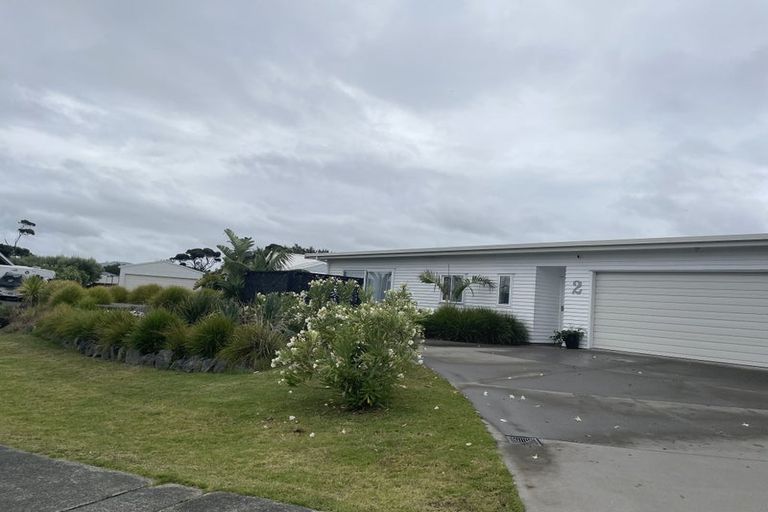 Photo of property in 2 Taimoana Close, Mangawhai Heads, Mangawhai, 0505