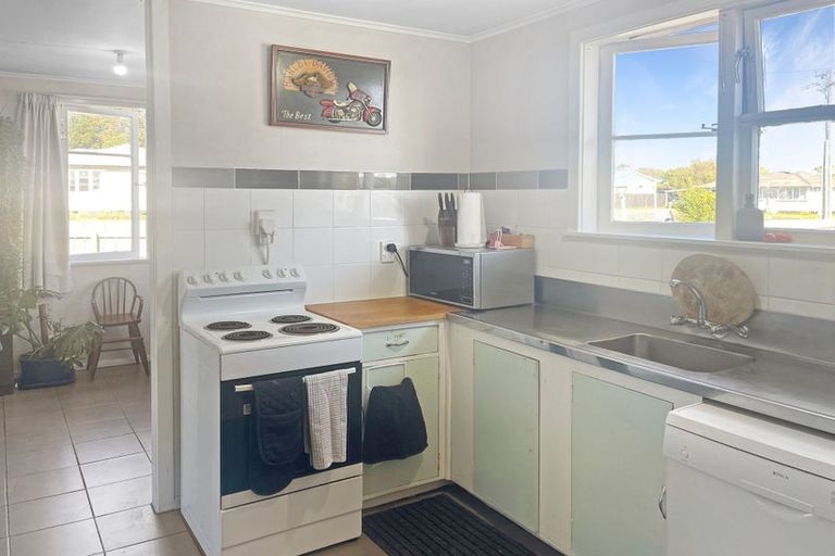 Photo of property in 11 Otore Street, Marton, 4710