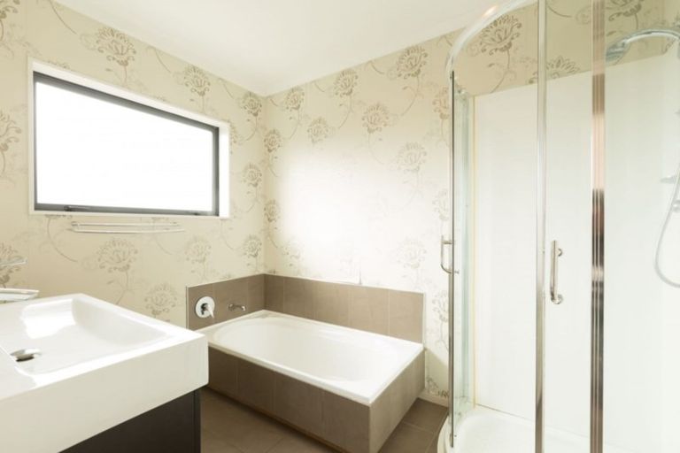 Photo of property in 8 Belle Maison Court, Levin, 5510