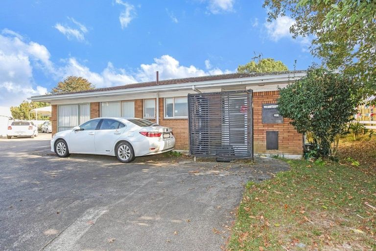 Photo of property in 42a Trentham Road, Papakura, 2110